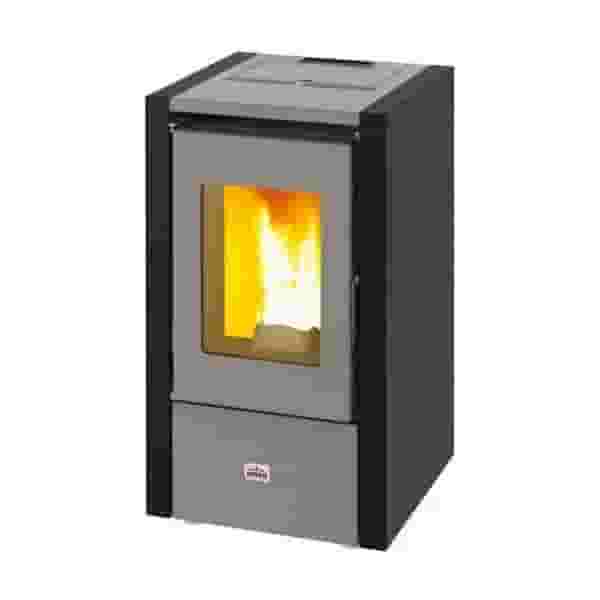 F17632.jpg STUFA PELLET QUEEN MIGNON 6 - immagine 1
